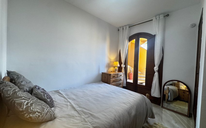 Revente - Apartment -
Punta Prima