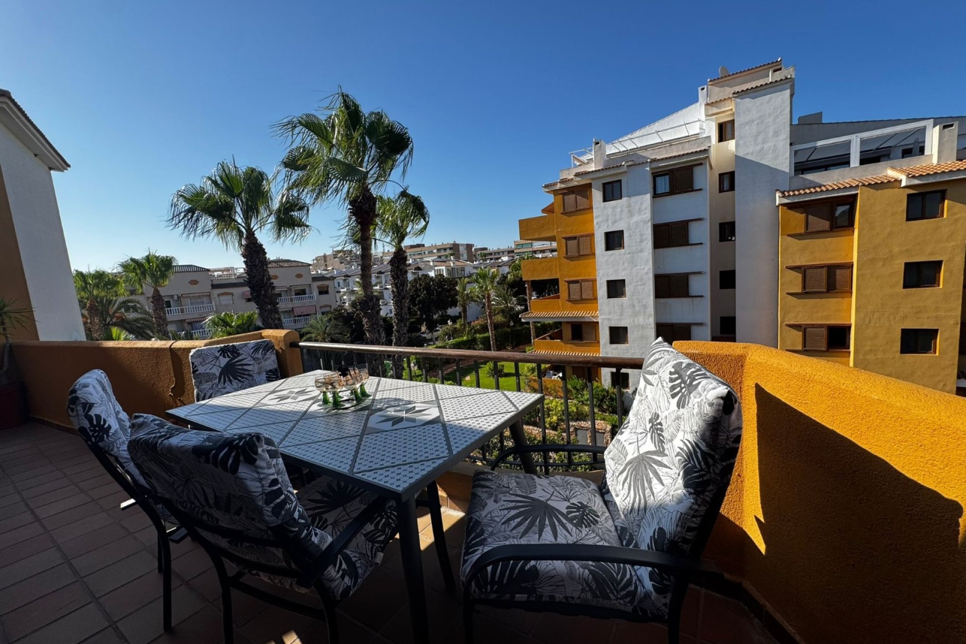 Revente - Apartment -
Punta Prima