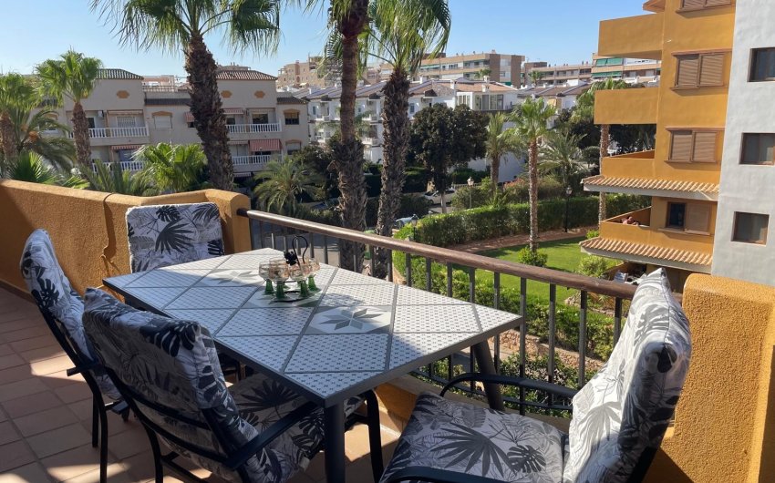 Revente - Apartment -
Punta Prima