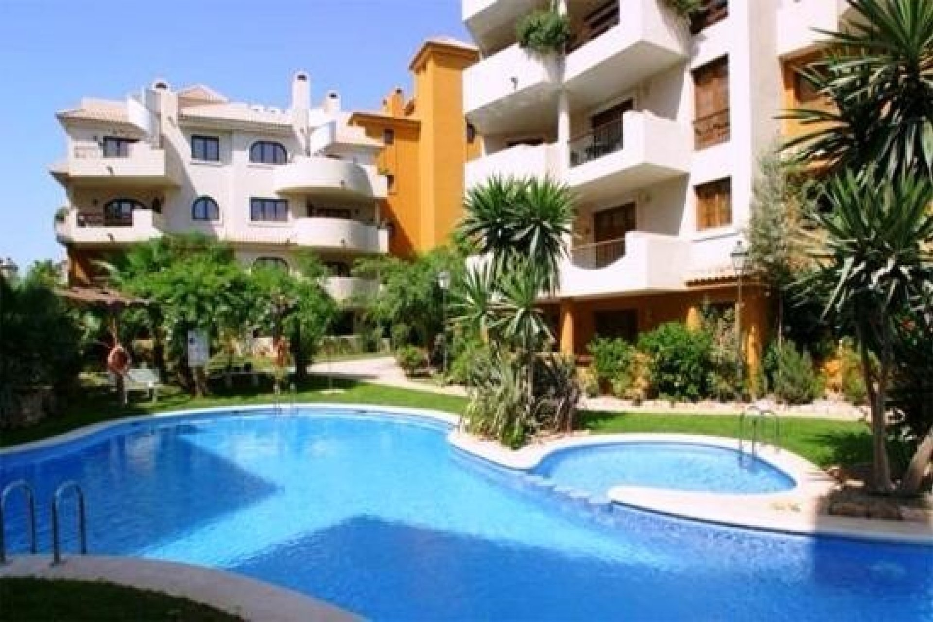 Revente - Apartment -
Punta Prima