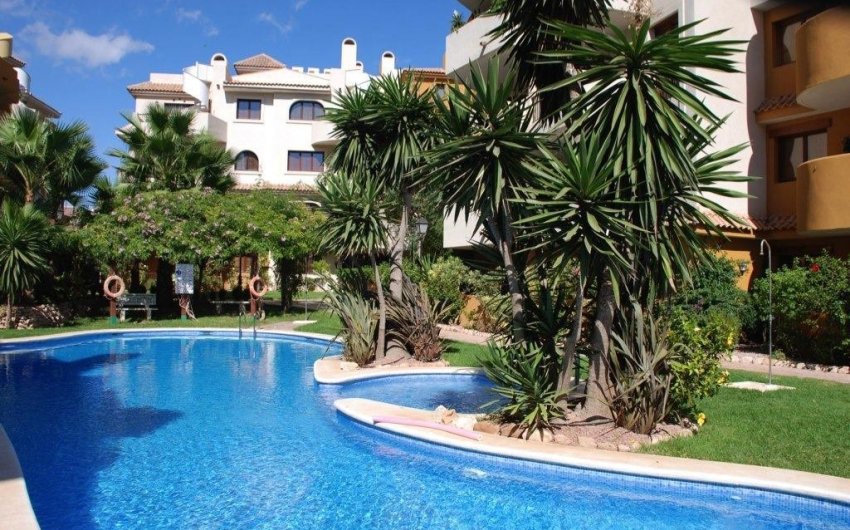 Revente - Apartment -
Punta Prima