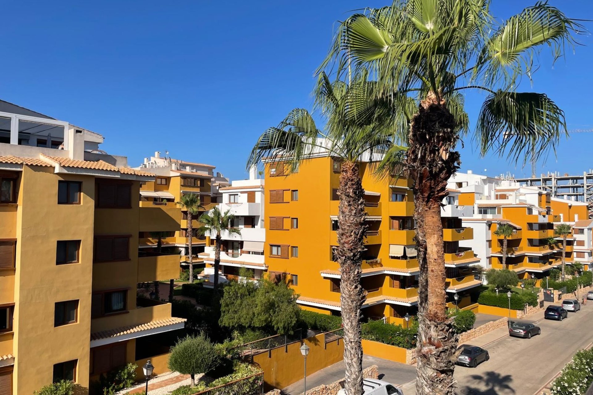 Revente - Apartment -
Punta Prima