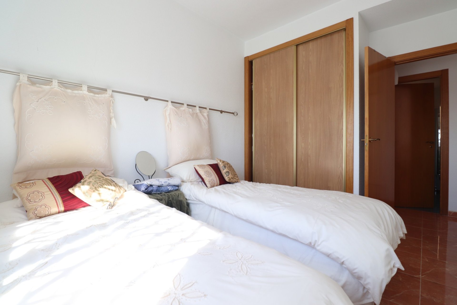 Revente - Apartment -
Rafal - Rafal - Town