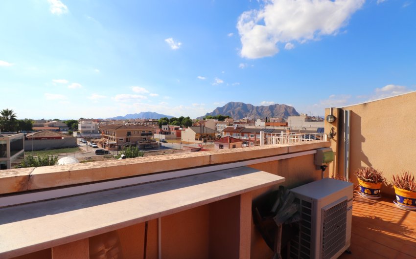 Revente - Apartment -
Rafal - Rafal - Town