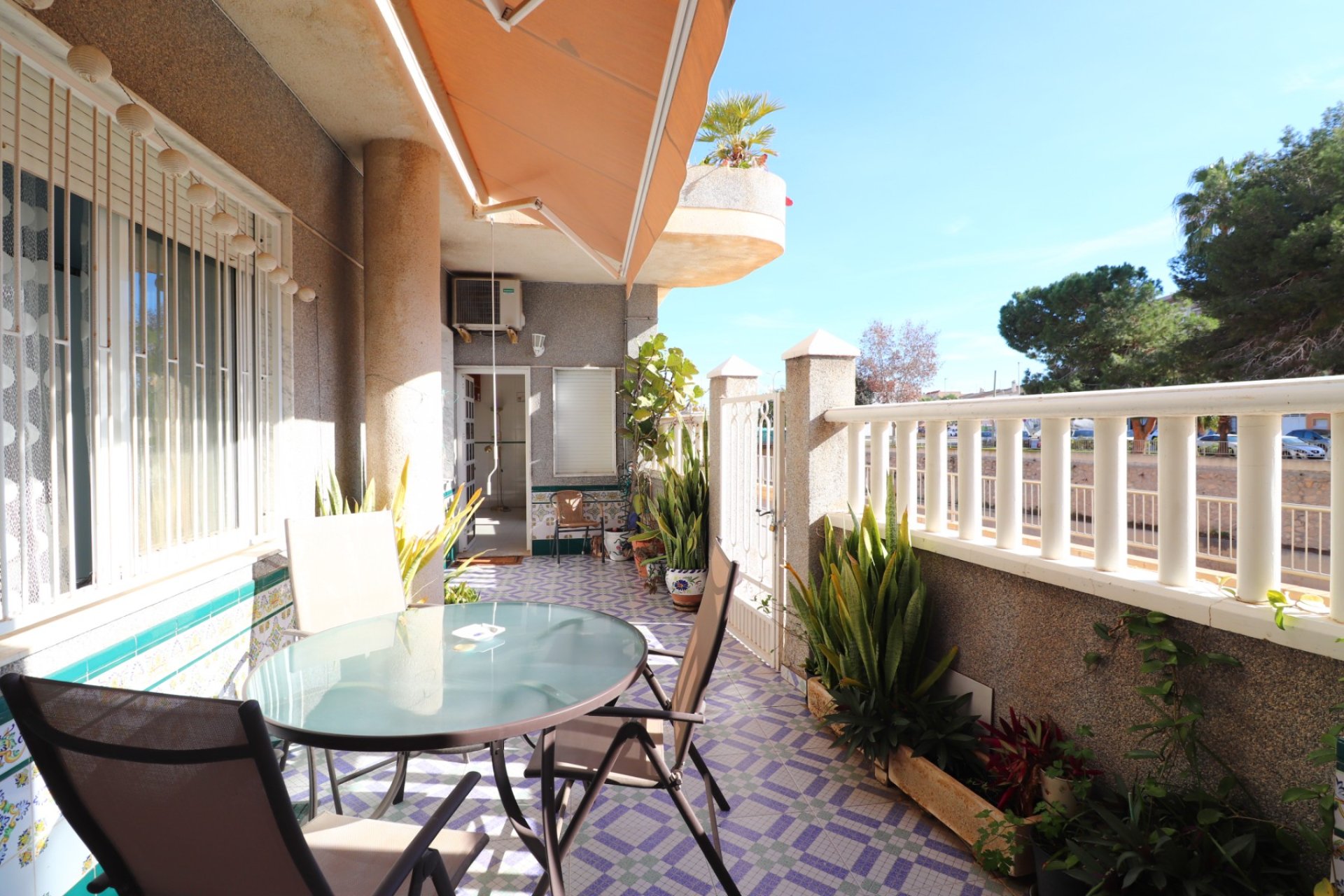 Revente - Apartment -
Rojales