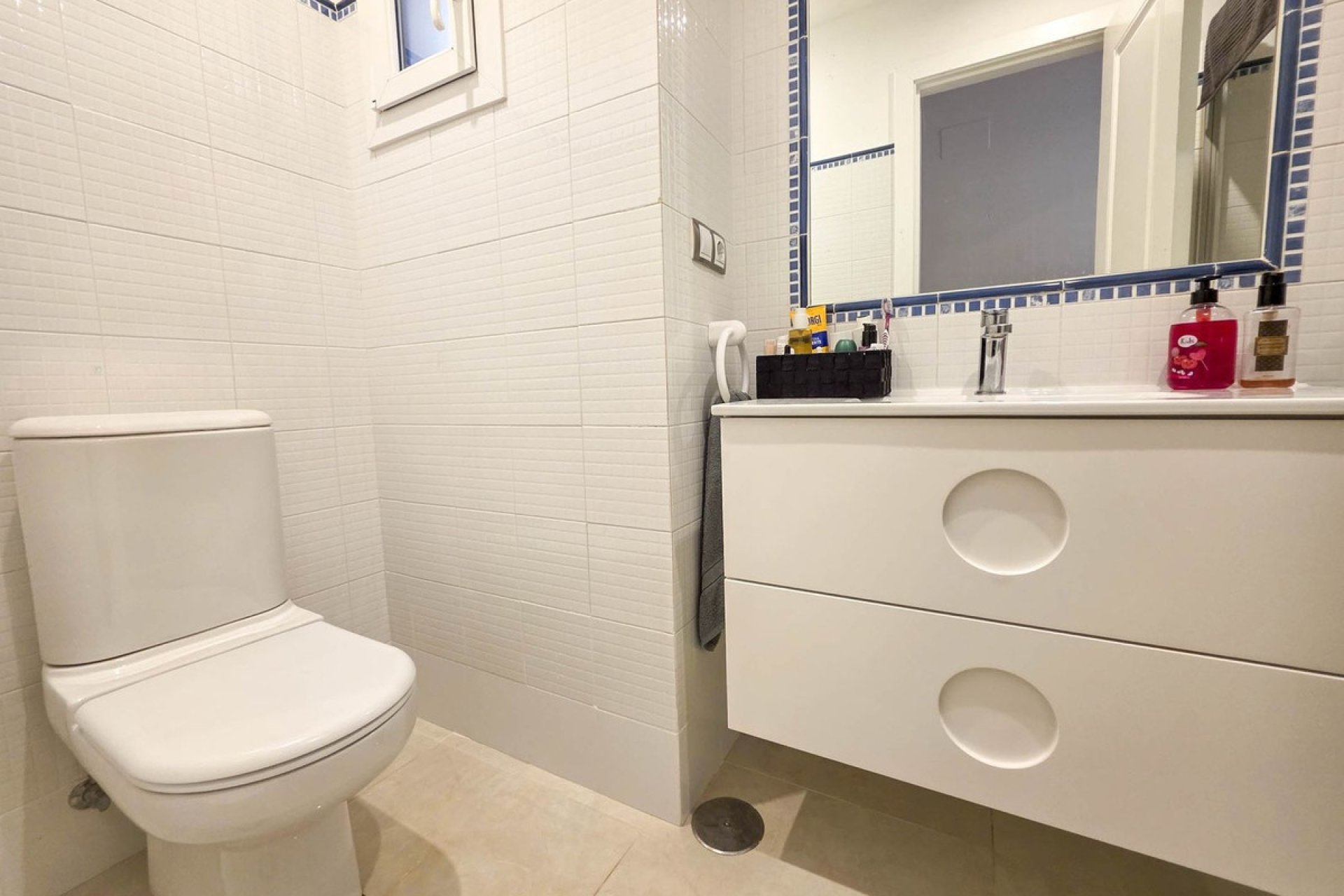 Revente - Apartment -
San Luis de Sabinillas - Costa del Sol