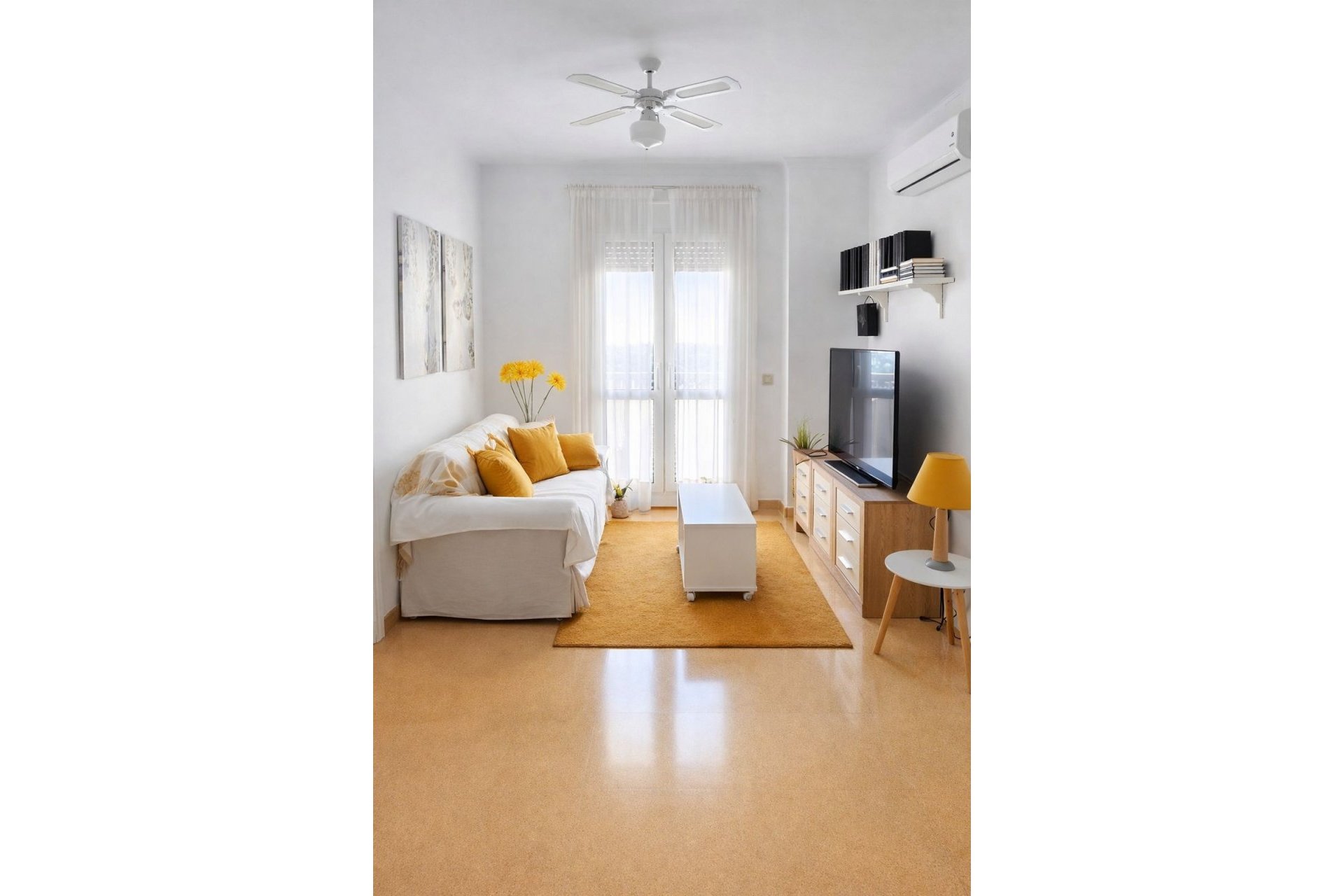 Revente - Apartment -
San Luis de Sabinillas - Costa del Sol