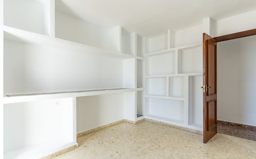 Revente - Apartment -
San Luis de Sabinillas - Costa del Sol