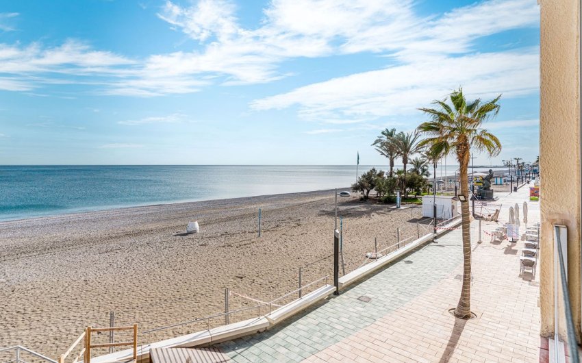 Revente - Apartment -
San Luis de Sabinillas - Costa del Sol