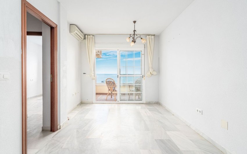Revente - Apartment -
San Luis de Sabinillas - Costa del Sol