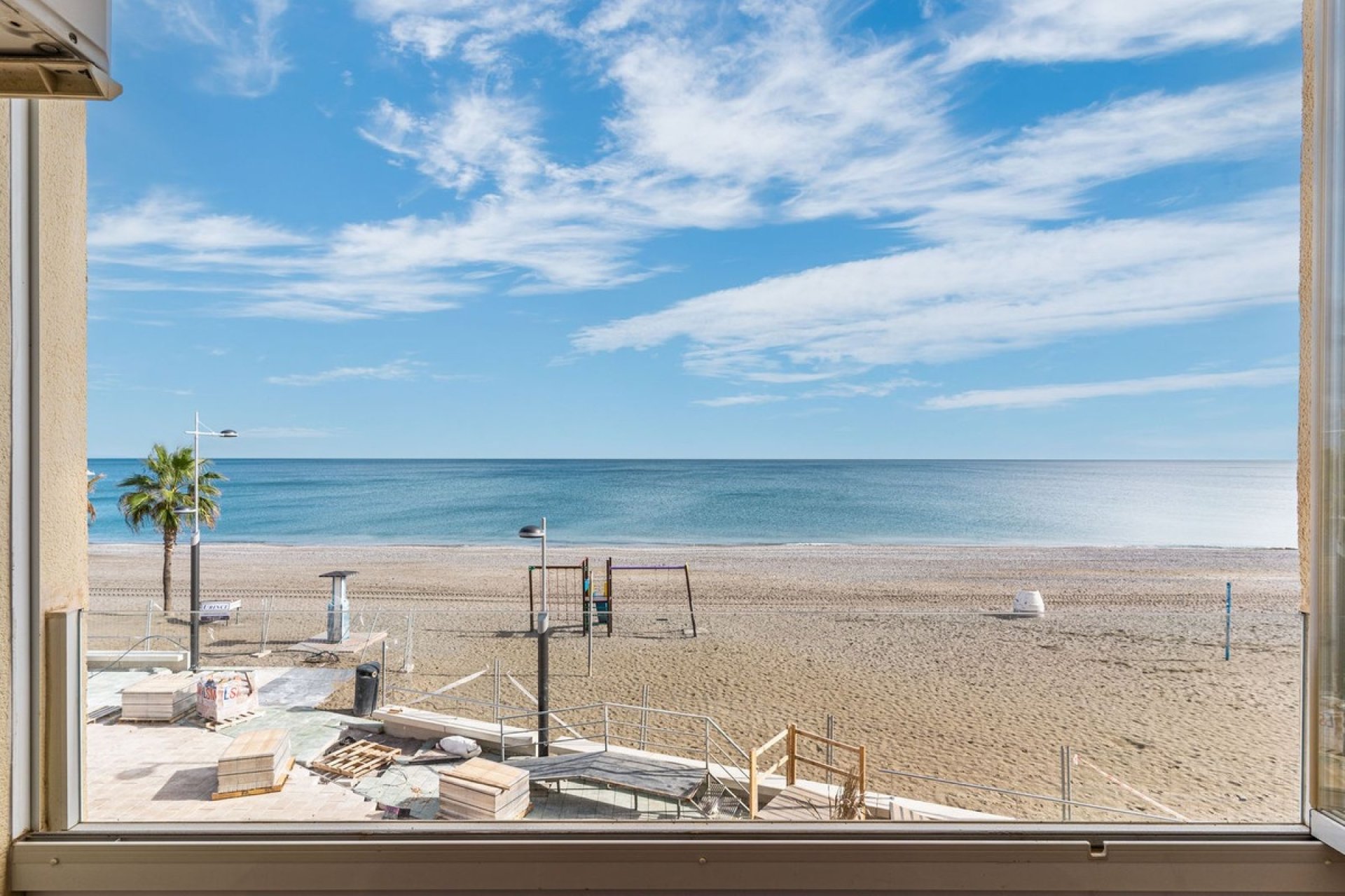 Revente - Apartment -
San Luis de Sabinillas - Costa del Sol