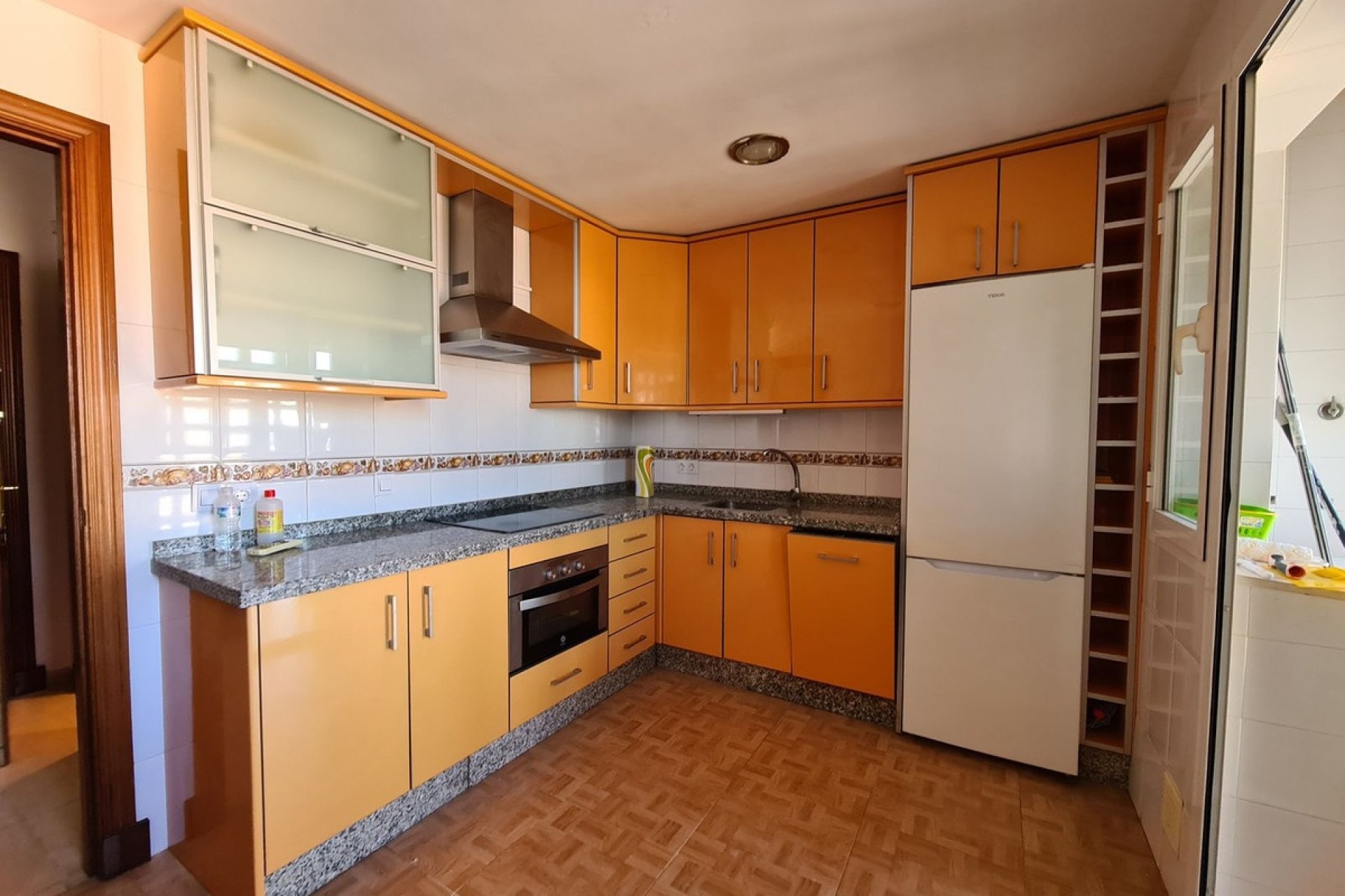 Revente - Apartment -
San Luis de Sabinillas - Costa del Sol