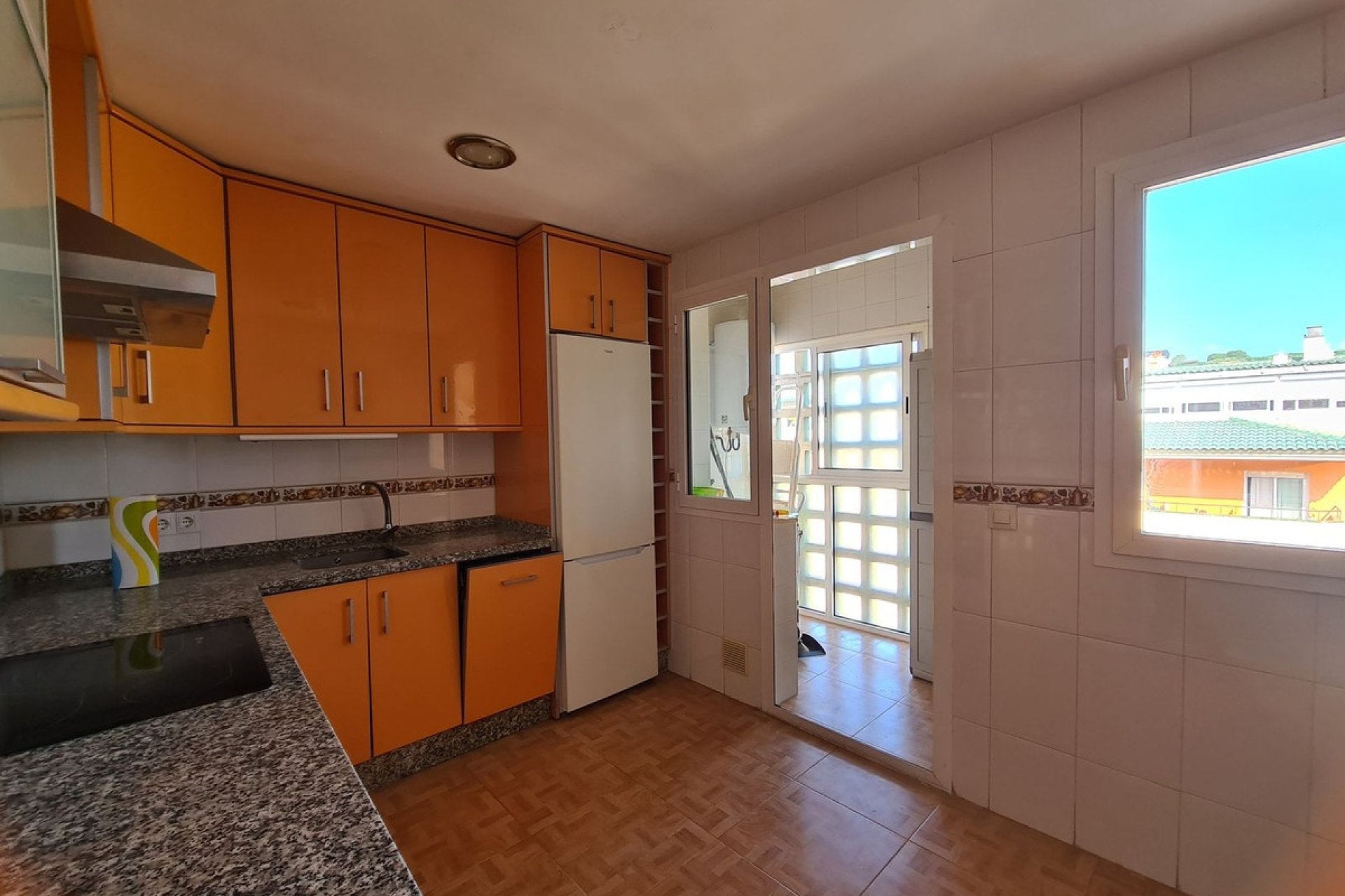 Revente - Apartment -
San Luis de Sabinillas - Costa del Sol