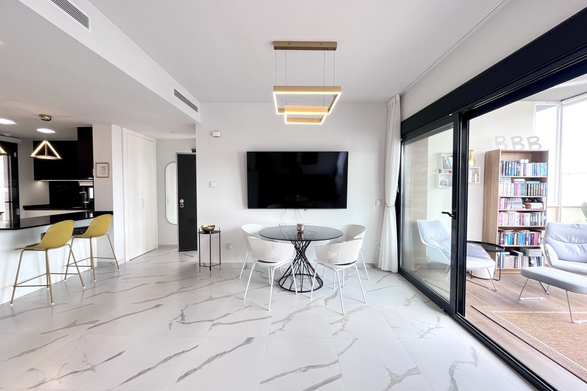 Revente - Apartment -
San Miguel de Salinas - Inland