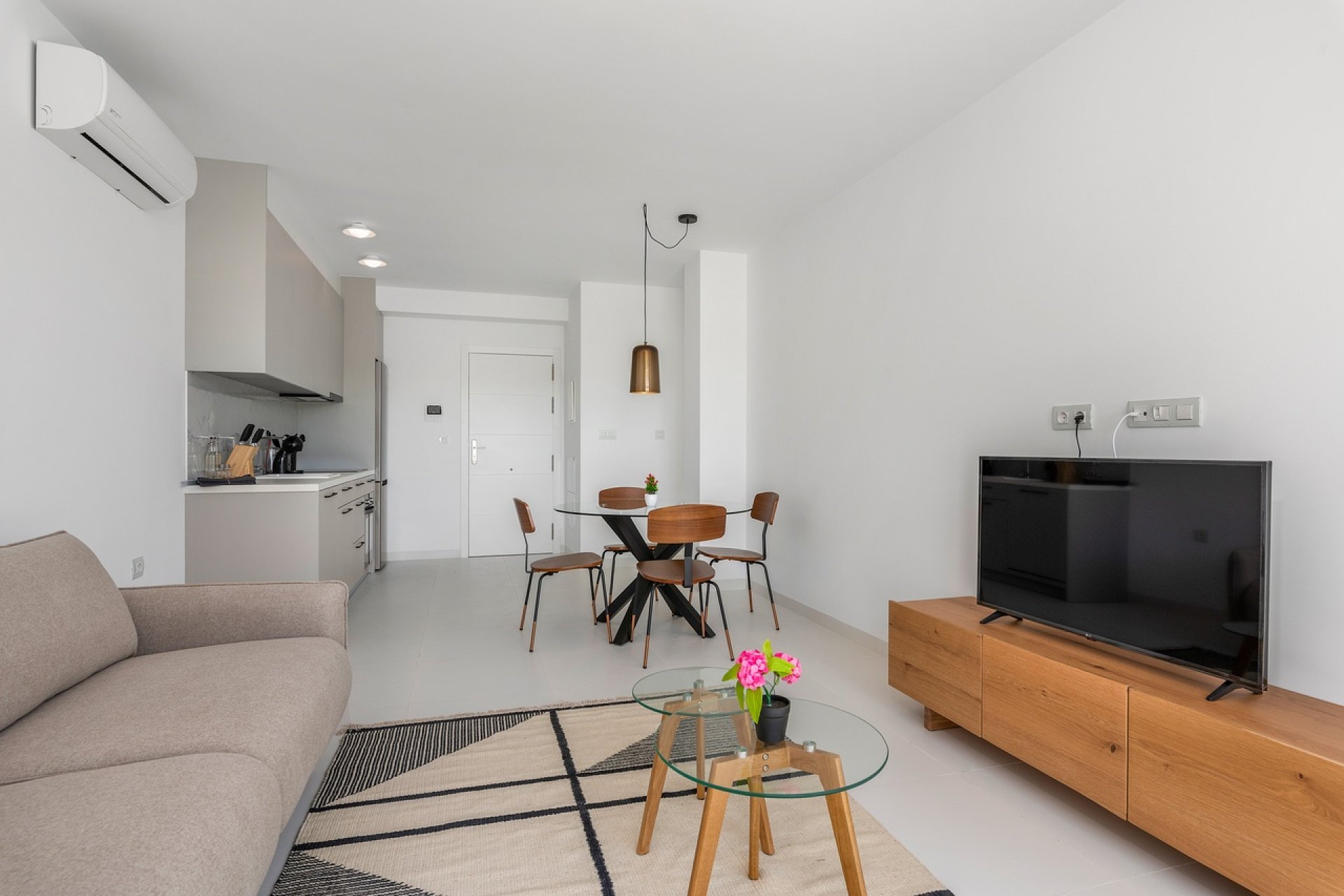 Revente - Apartment -
San Miguel de Salinas - Inland