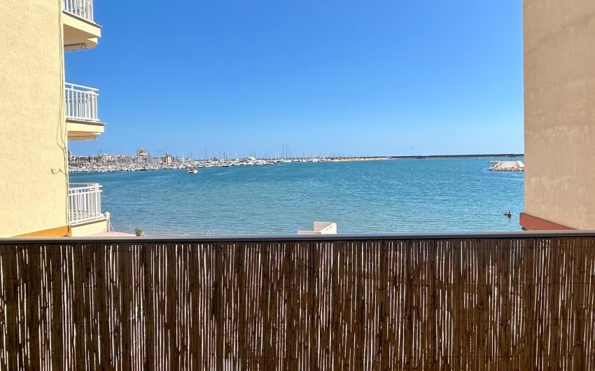 Revente - Apartment -
Torrevieja - Acequion
