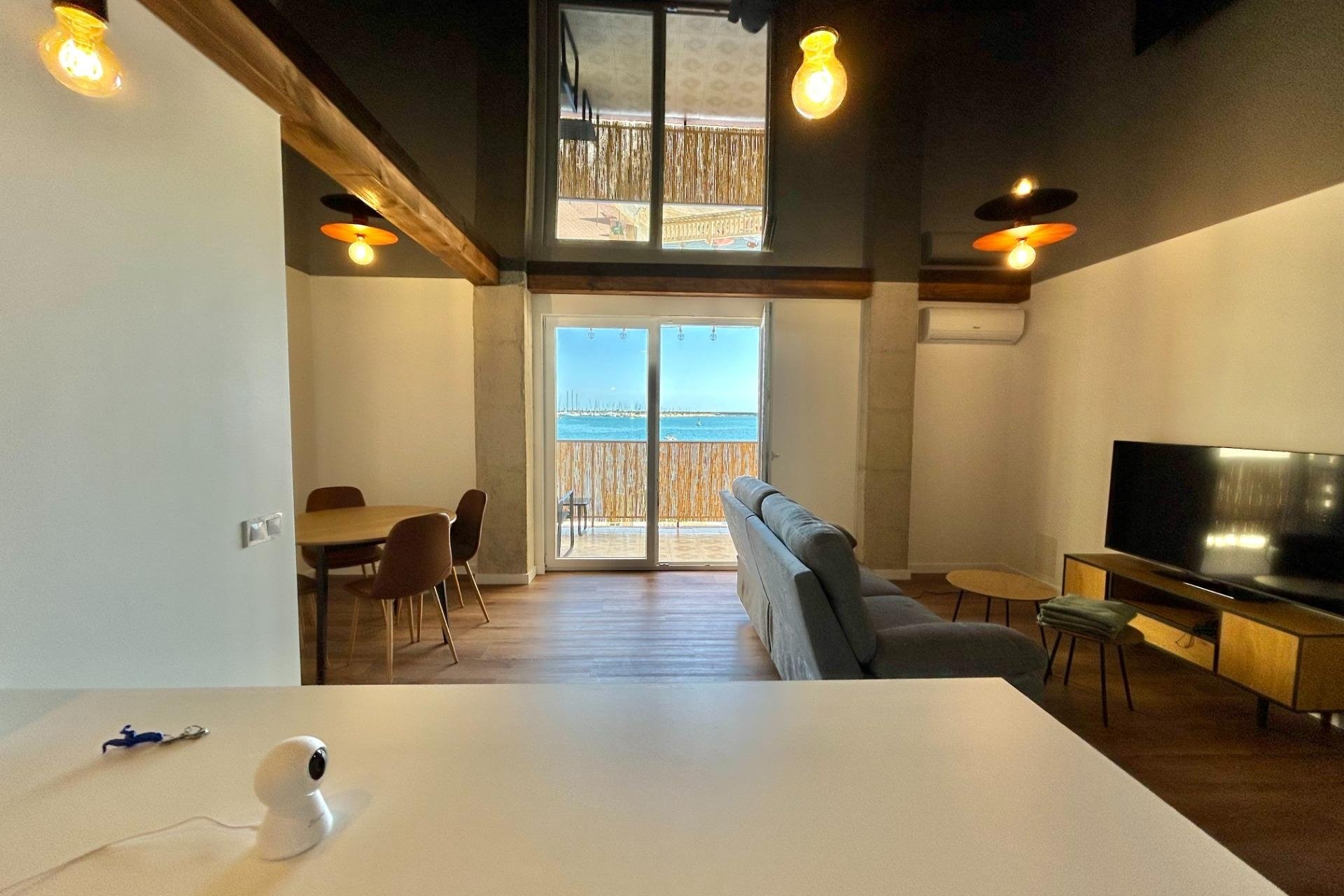 Revente - Apartment -
Torrevieja - Acequion