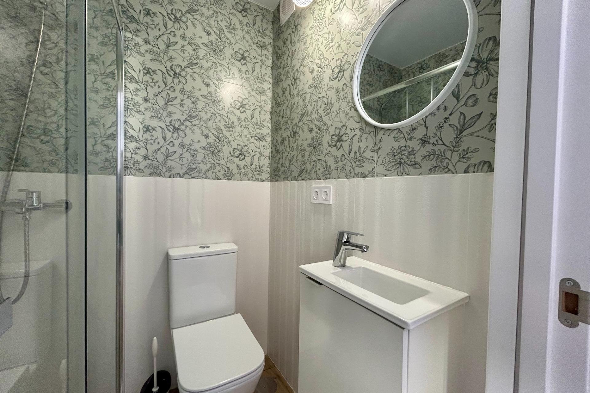 Revente - Apartment -
Torrevieja - Acequion