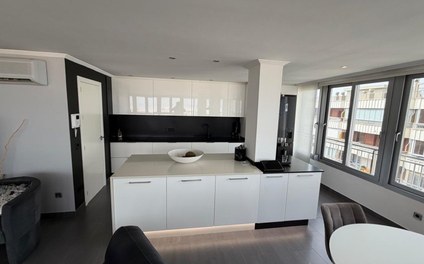 Revente - Apartment -
Torrevieja - Acequion