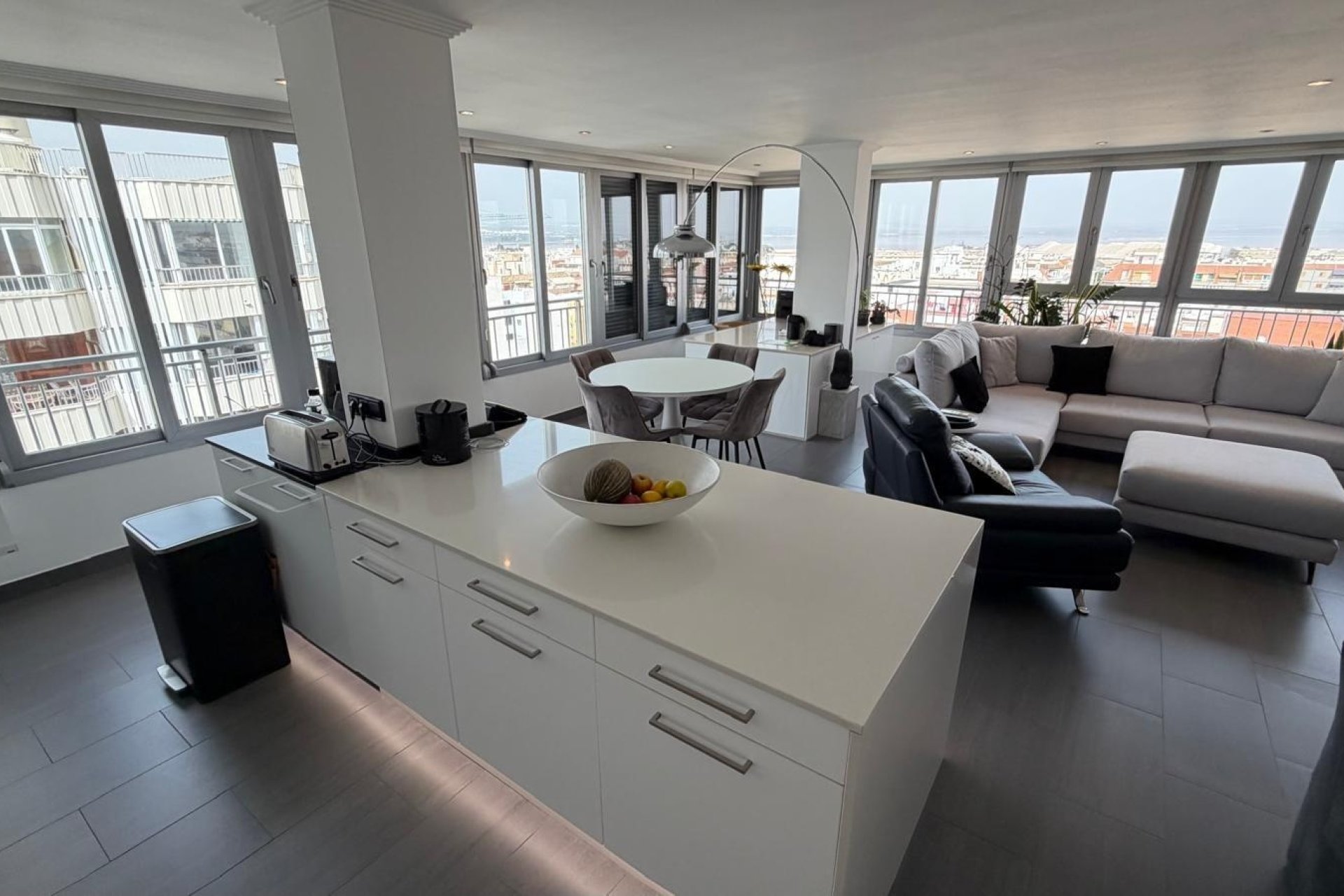 Revente - Apartment -
Torrevieja - Acequion