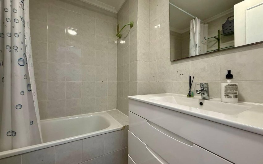 Revente - Apartment -
Torrevieja - Acequion