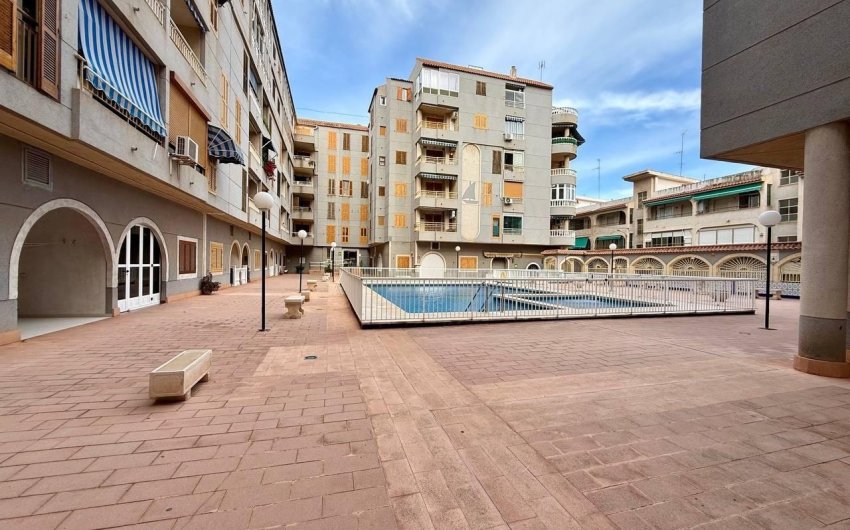 Revente - Apartment -
Torrevieja - Acequion