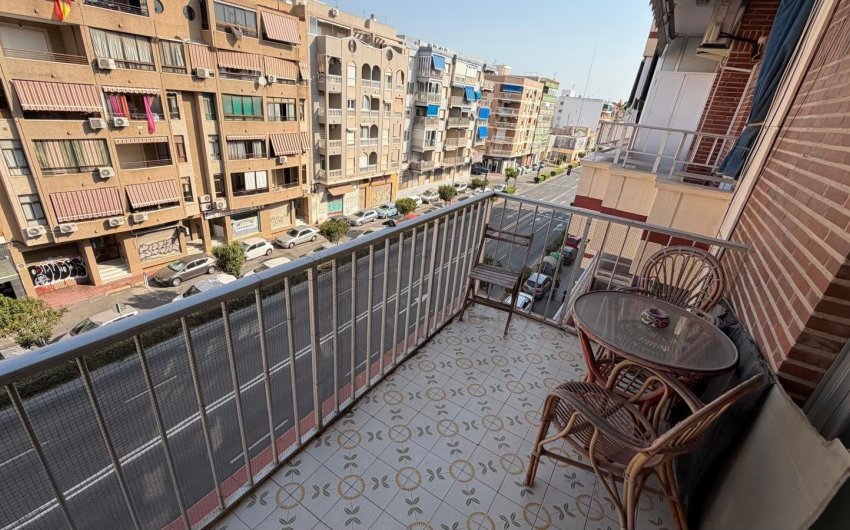 Revente - Apartment -
Torrevieja - Acequion