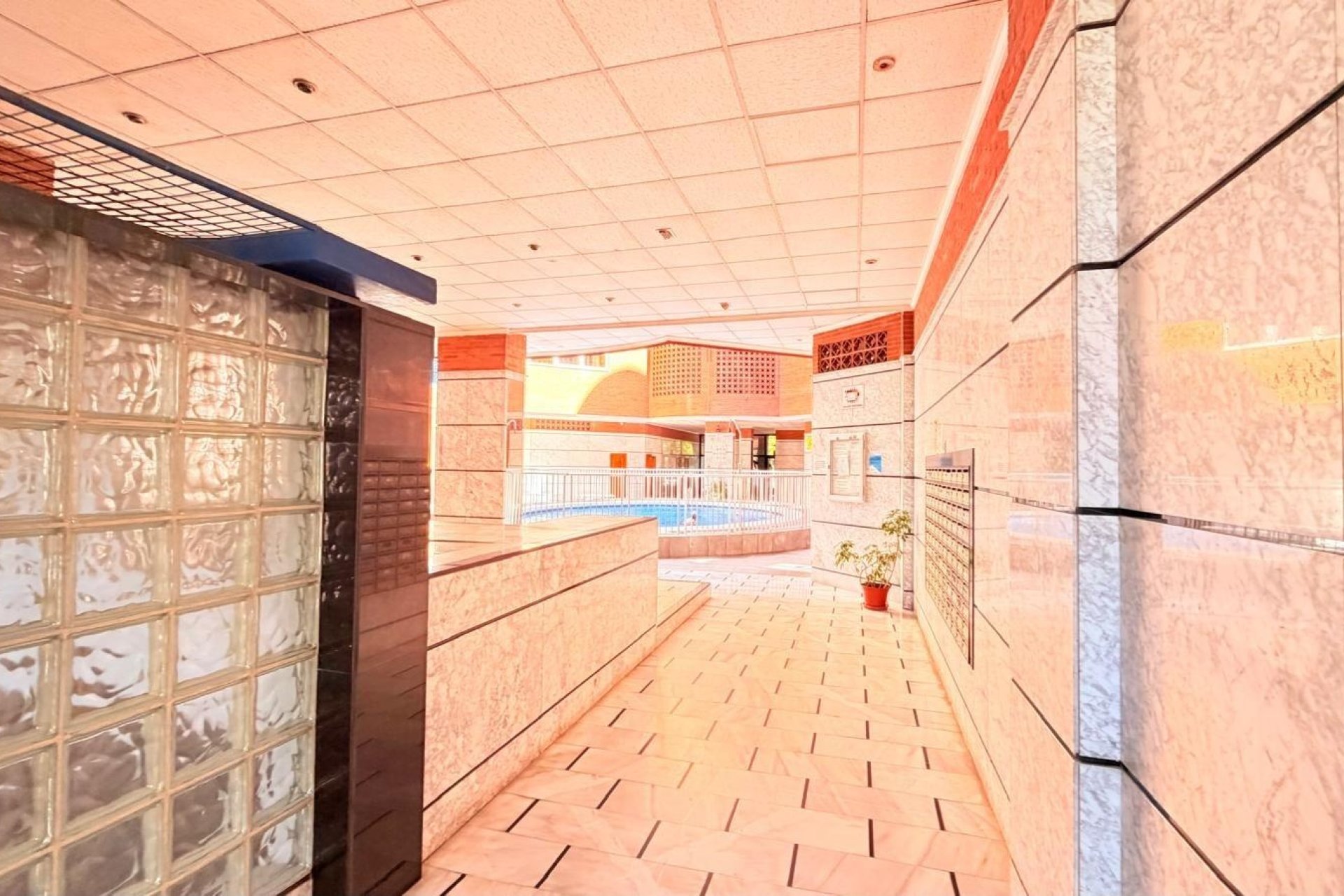 Revente - Apartment -
Torrevieja - Acequion