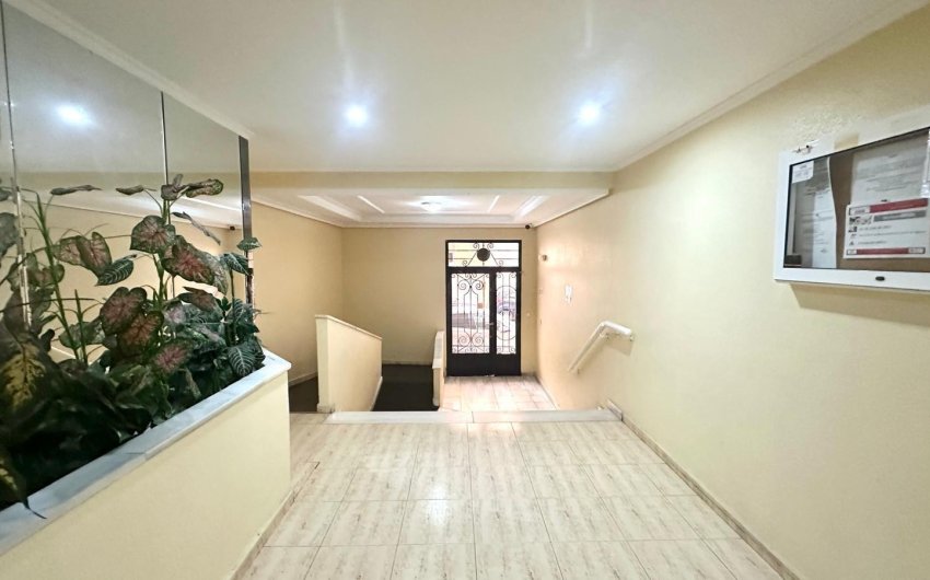 Revente - Apartment -
Torrevieja - Acequion