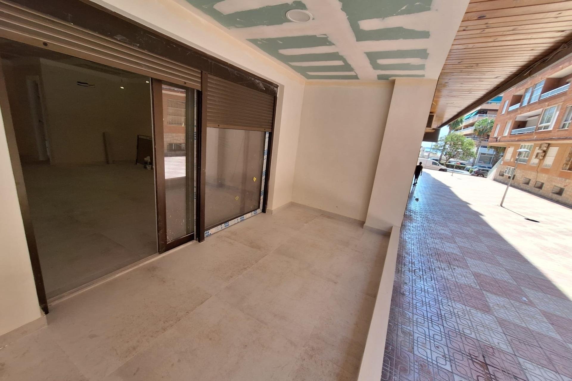 Revente - Apartment -
Torrevieja - Acequion