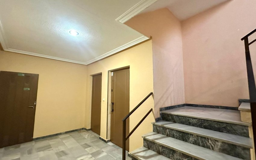 Revente - Apartment -
Torrevieja - Acequion