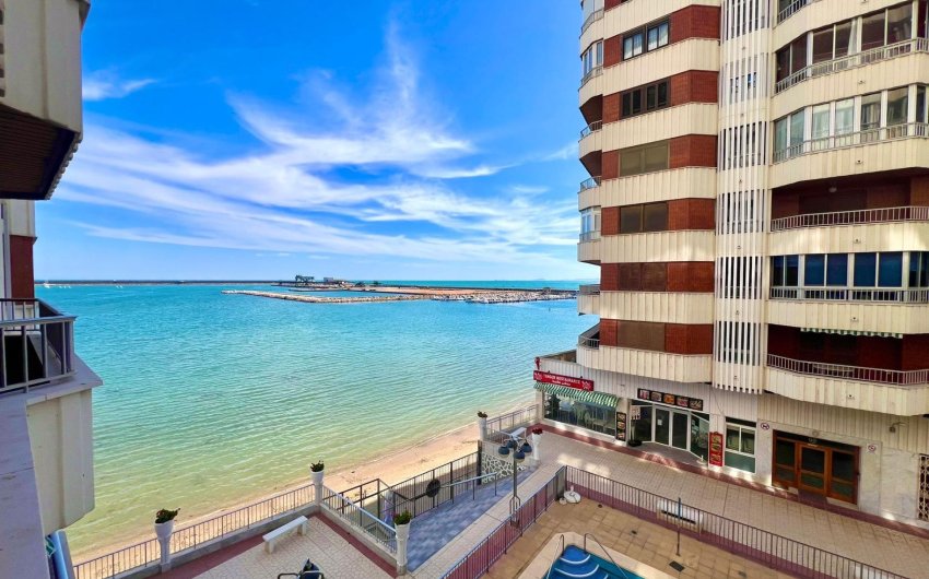 Revente - Apartment -
Torrevieja - Acequion