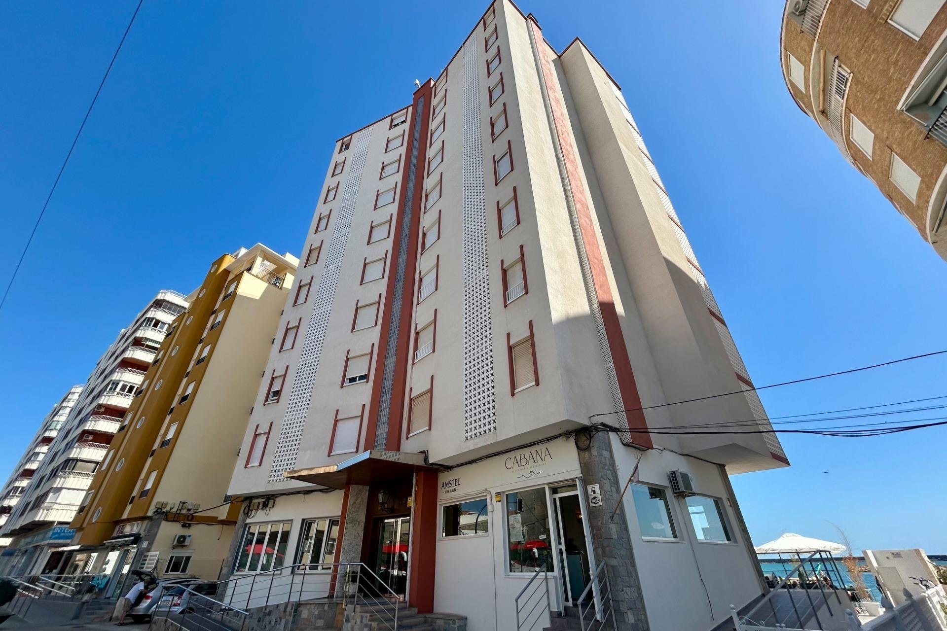 Revente - Apartment -
Torrevieja - Acequion