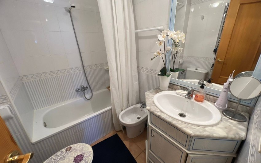 Revente - Apartment -
Torrevieja - Aguas Nuevas