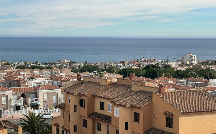 Revente - Apartment -
Torrevieja - Aguas Nuevas