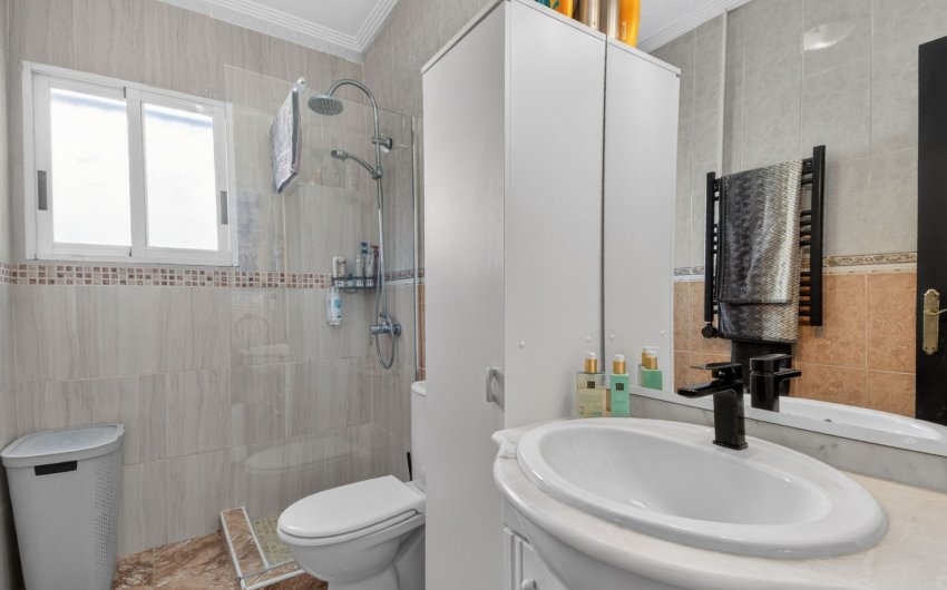 Revente - Apartment -
Torrevieja - Aguas Nuevas