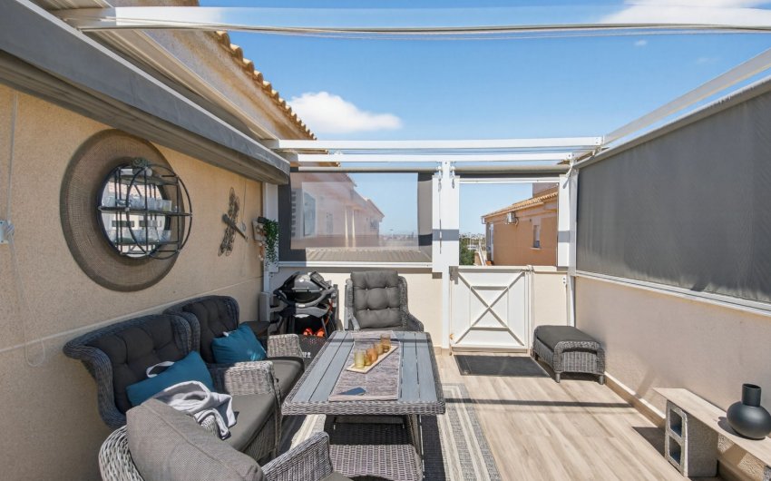 Revente - Apartment -
Torrevieja - Aguas Nuevas