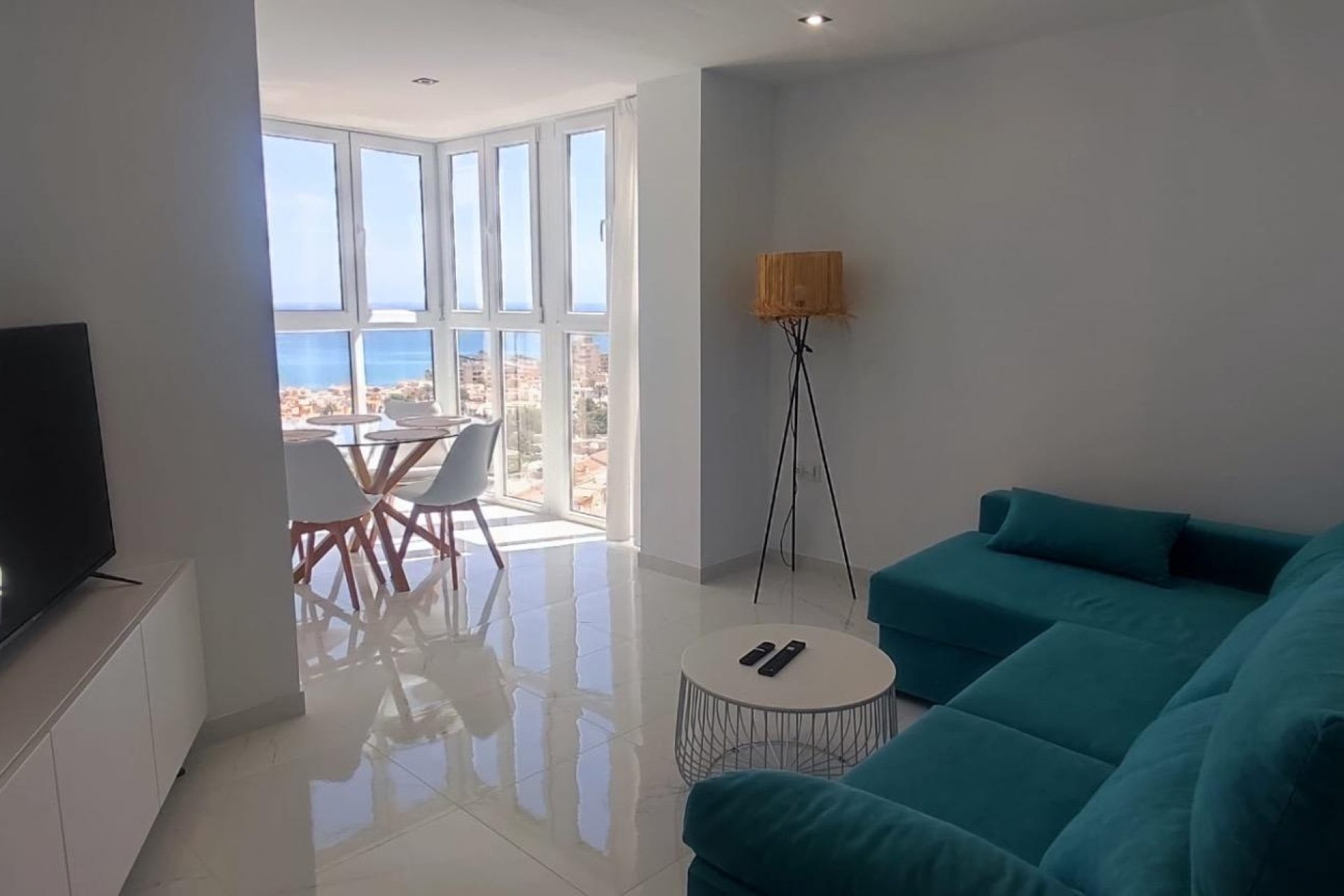 Revente - Apartment -
Torrevieja - Cabo Cervera