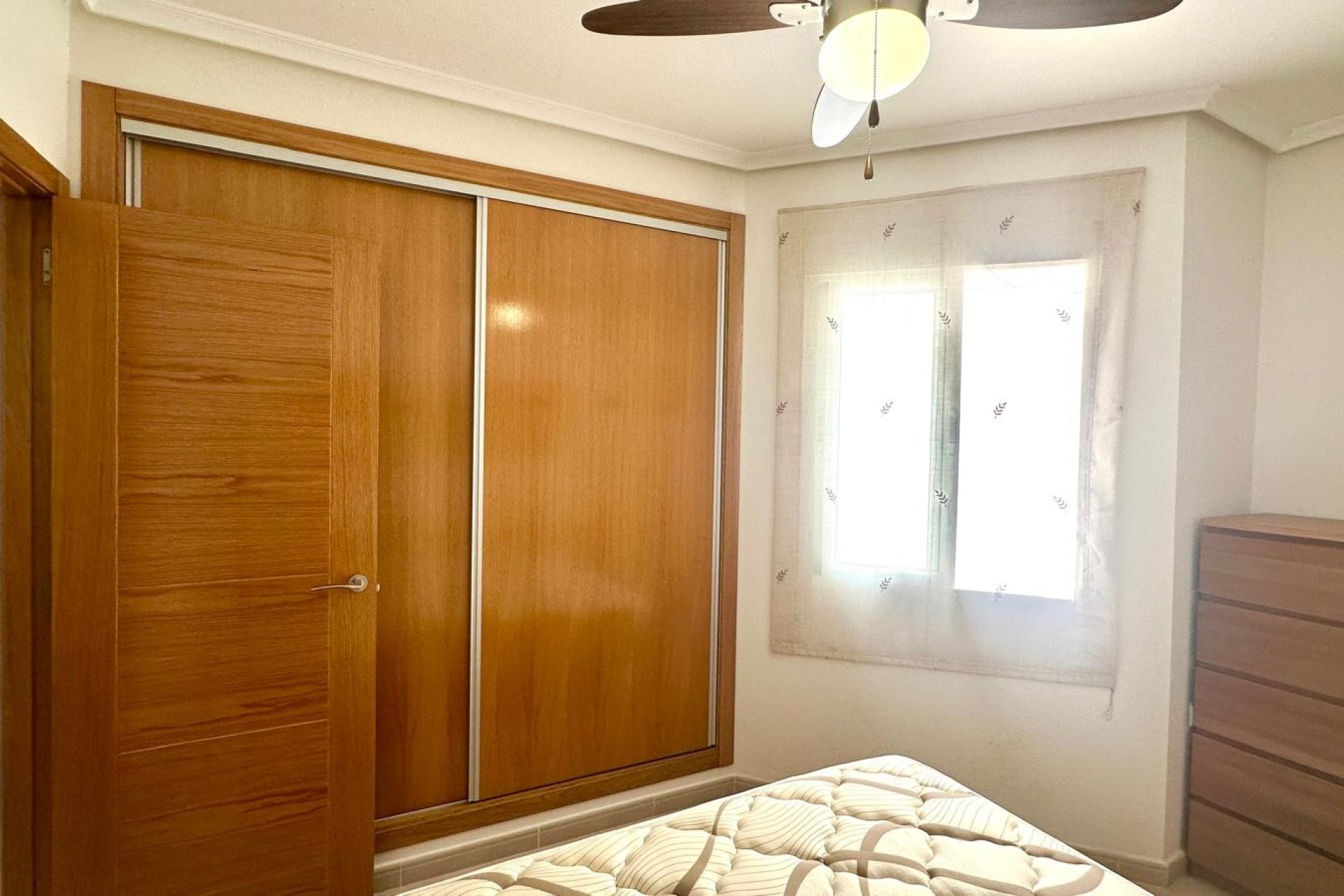 Revente - Apartment -
Torrevieja - Center