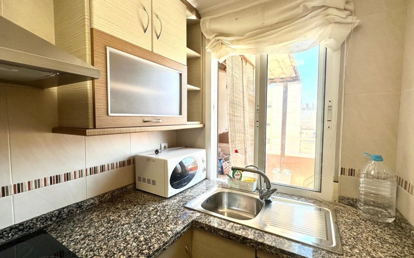 Revente - Apartment -
Torrevieja - Center