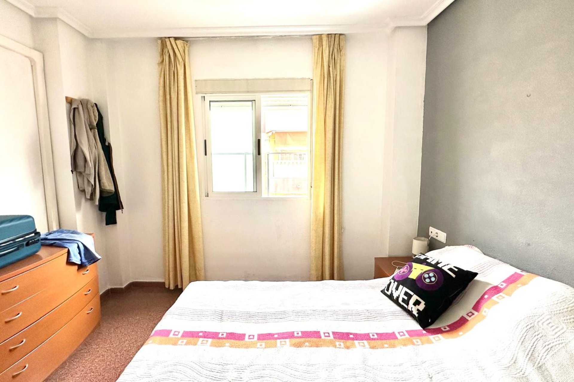 Revente - Apartment -
Torrevieja - Center