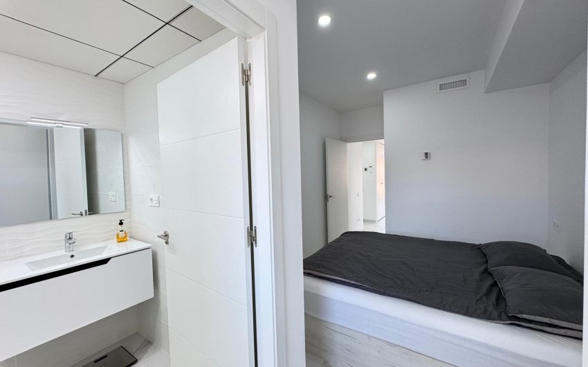 Revente - Apartment -
Torrevieja - Center