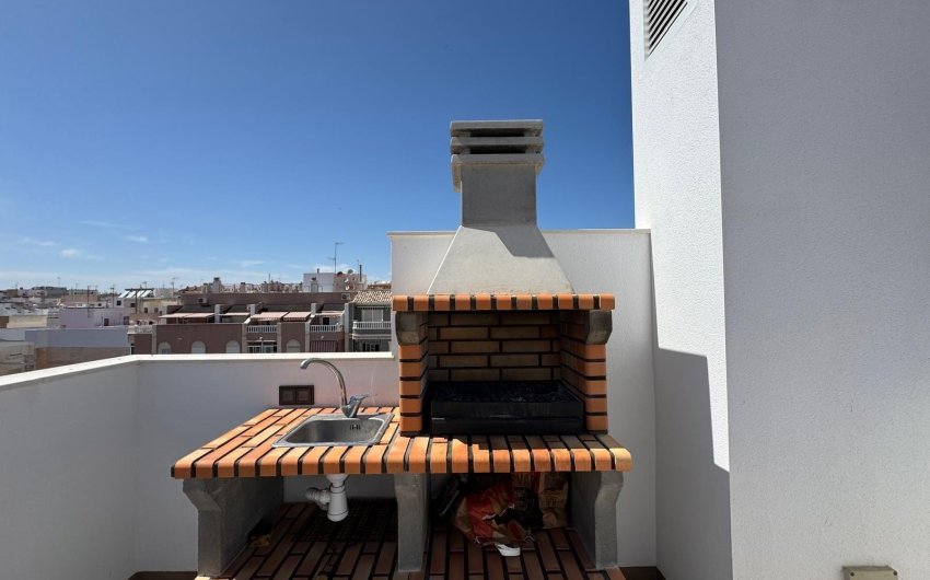 Revente - Apartment -
Torrevieja - Center