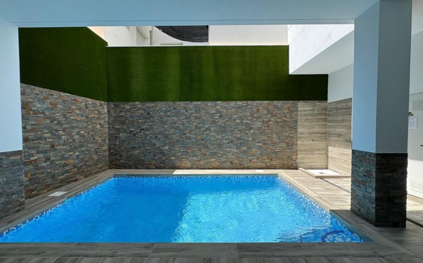 Revente - Apartment -
Torrevieja - Center