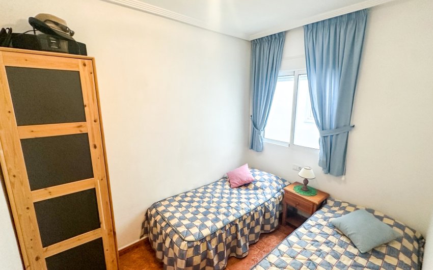 Revente - Apartment -
Torrevieja - Center