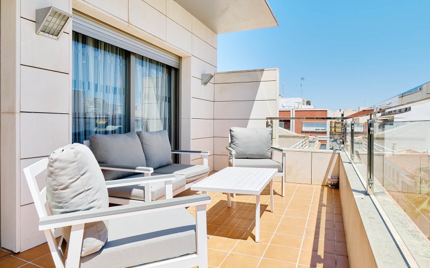 Revente - Apartment -
Torrevieja - Center