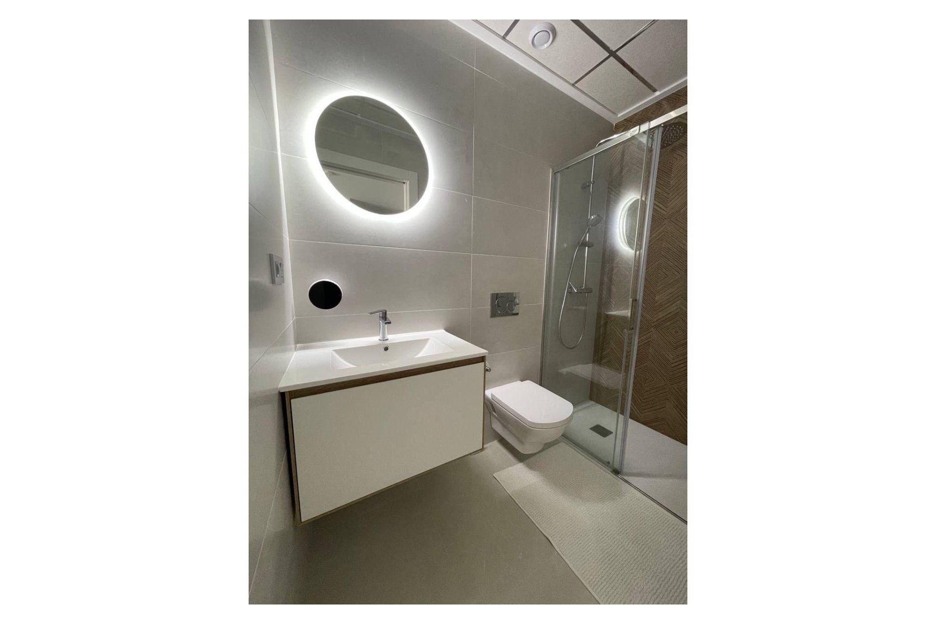 Revente - Apartment -
Torrevieja - Center