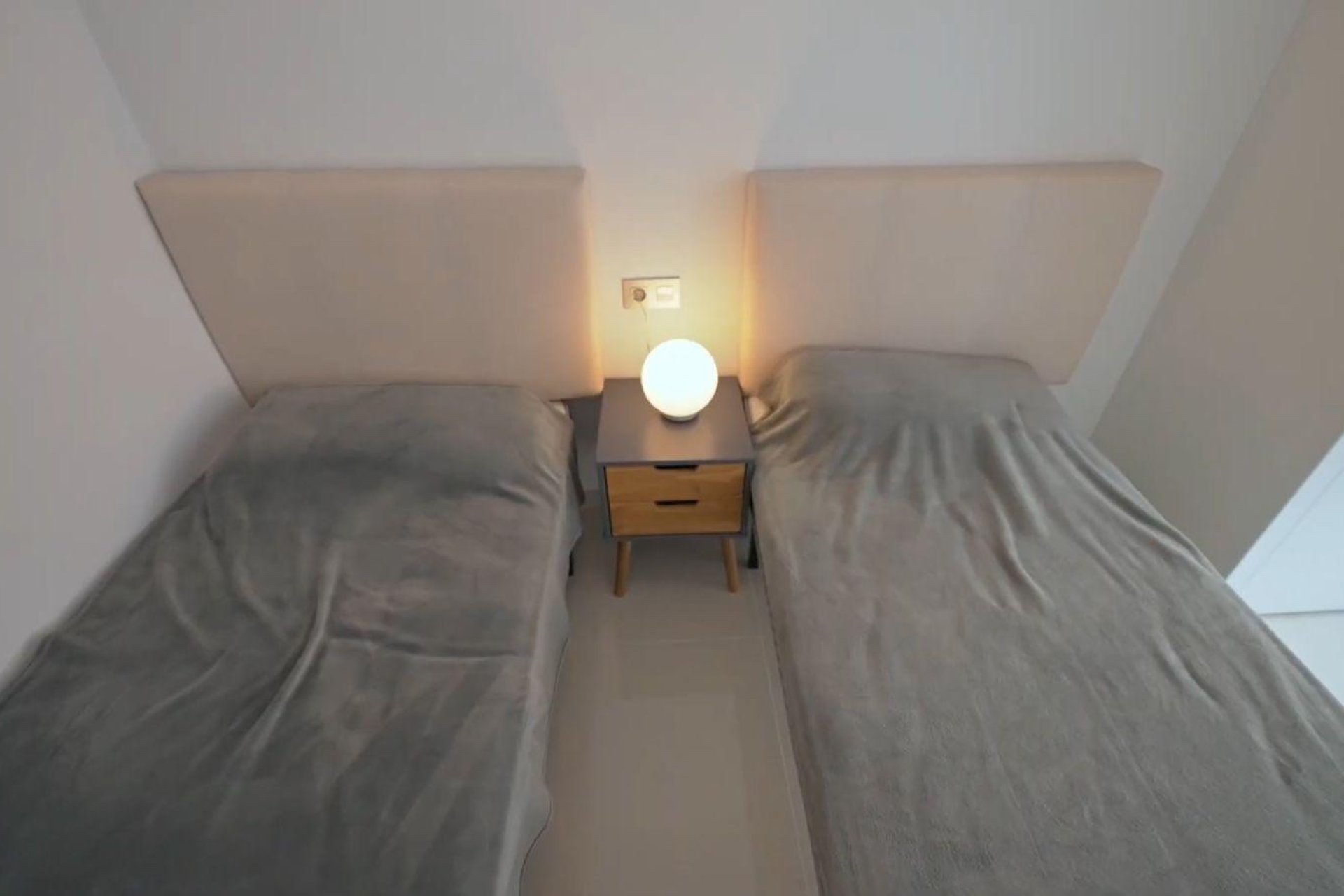 Revente - Apartment -
Torrevieja - Center