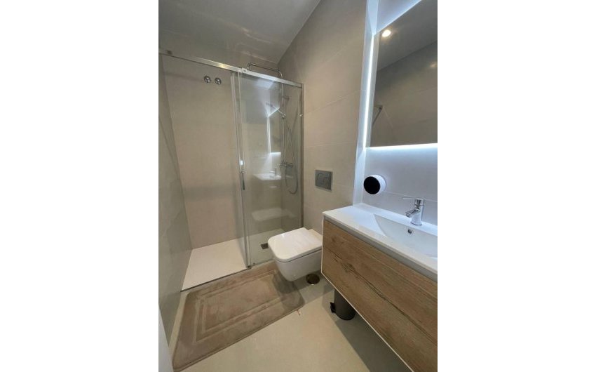 Revente - Apartment -
Torrevieja - Center