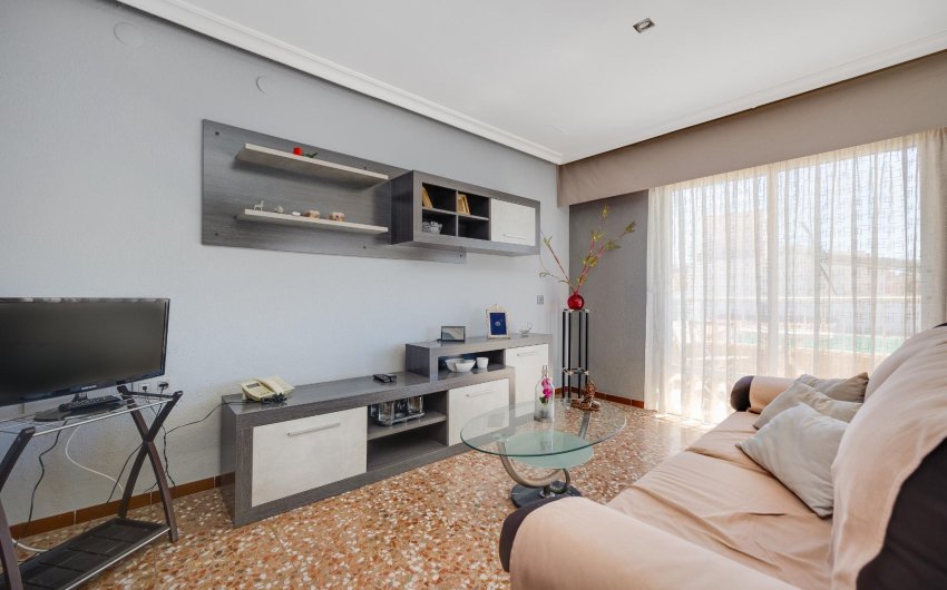 Revente - Apartment -
Torrevieja - Centro